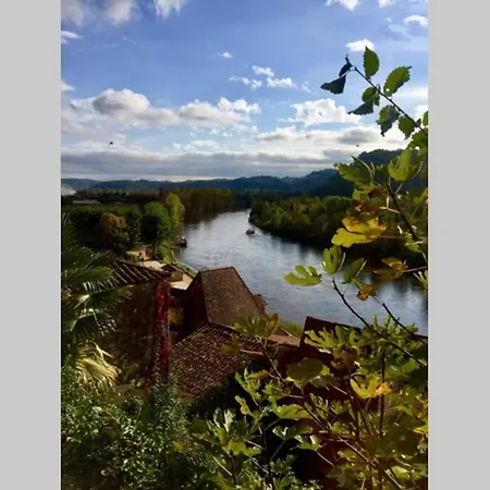 Apartment Les Petits Self Contained 2 Bedroom Apartment Molieres (Dordogne)