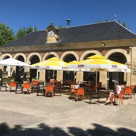 Les Petits Self Contained 2 Bedroom Apartment * Molieres (Dordogne)