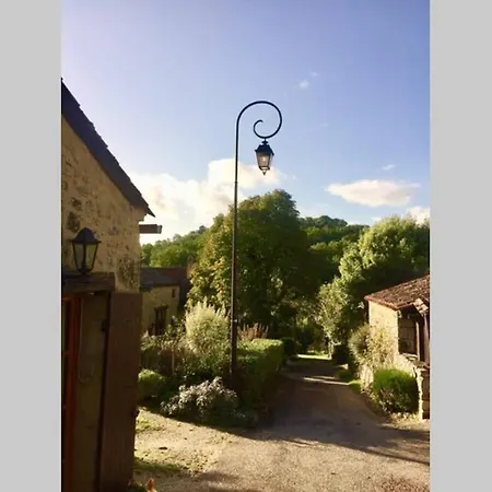 Les Petits Self Contained 2 Bedroom Apartment Molieres (Dordogne)
